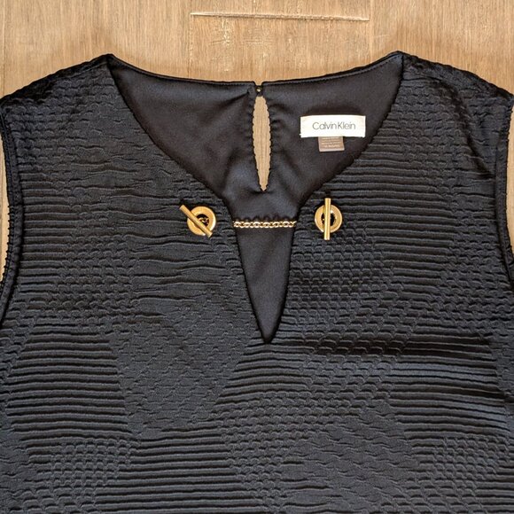 Calvin Klein, Textured Tank Blouse, Gold Chain Clasp, Black, Sz XL - Picture 2 of 9